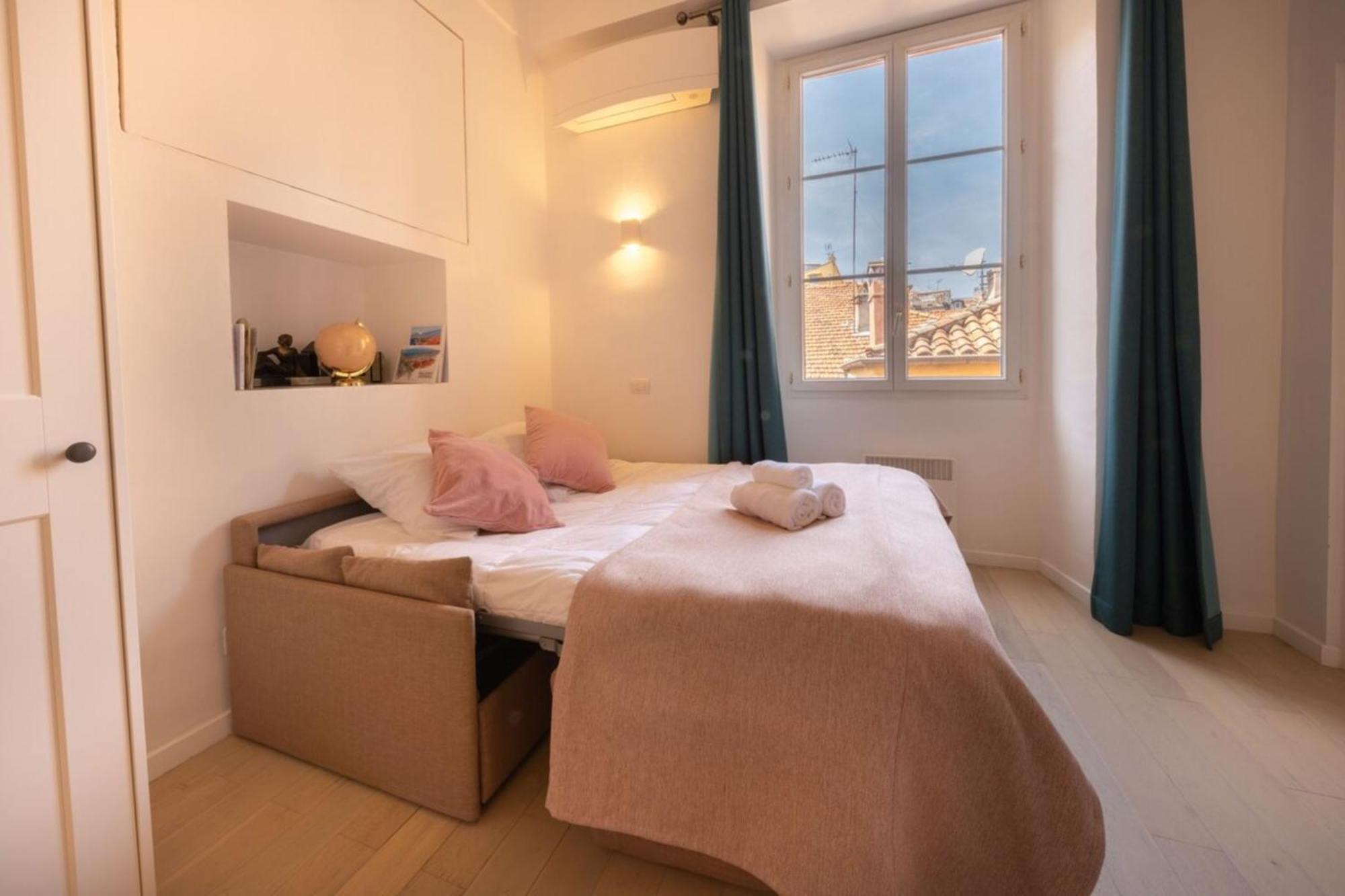 Bel appartement au cœur du vieux Nice Extérieur photo