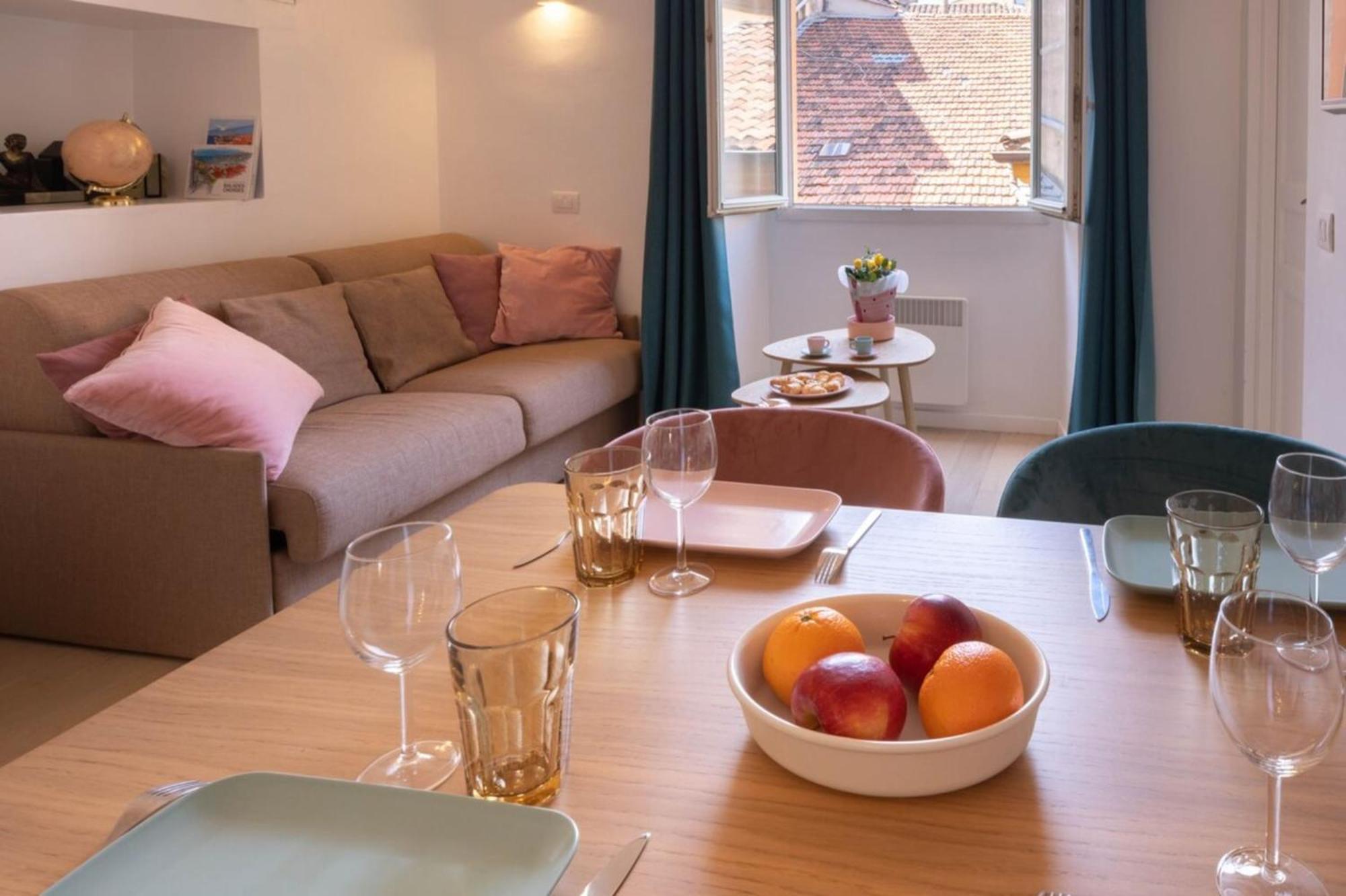 Bel appartement au cœur du vieux Nice Extérieur photo