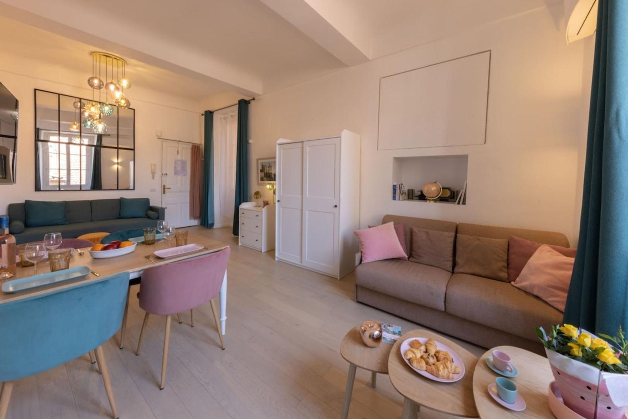 Bel appartement au cœur du vieux Nice Extérieur photo