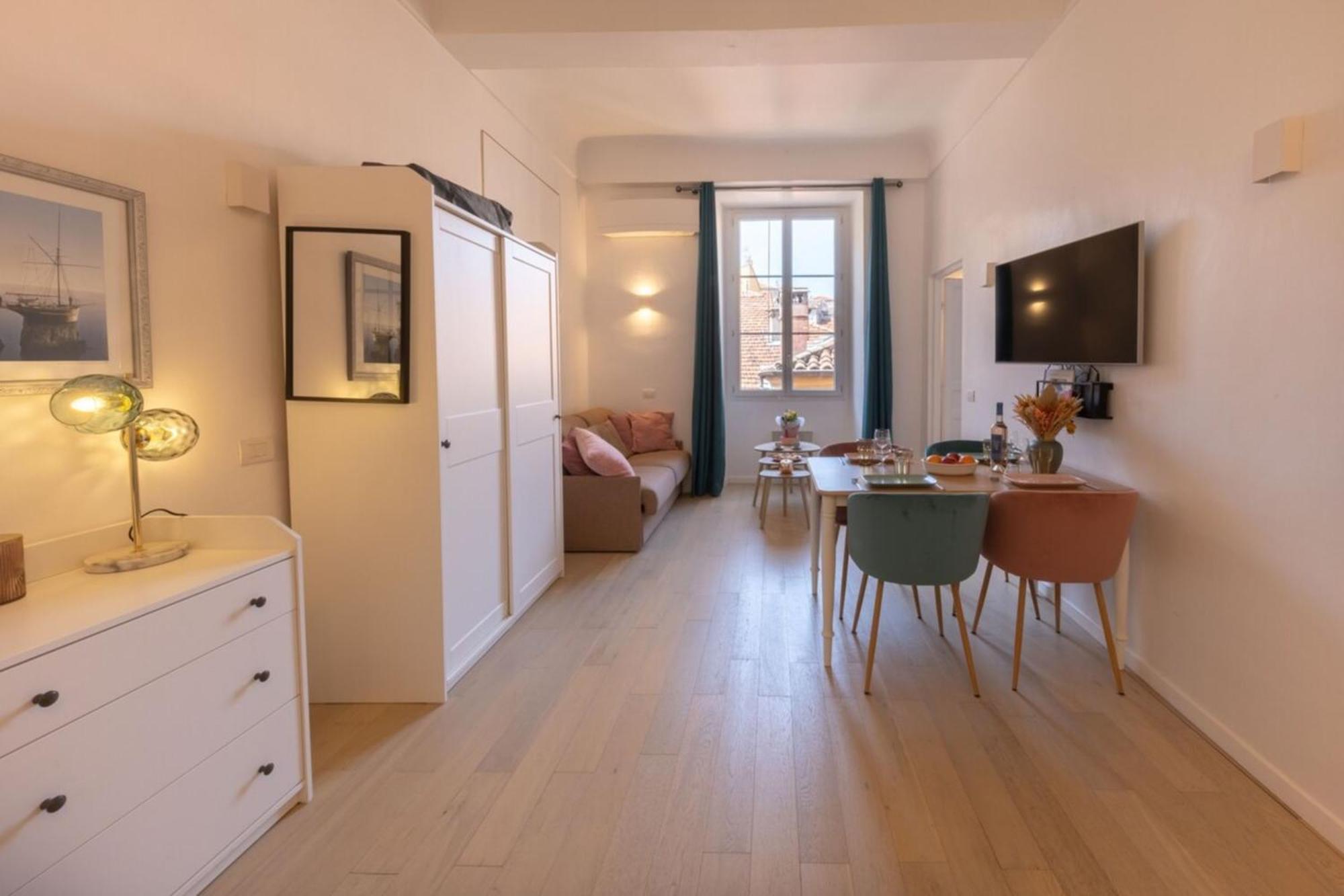 Bel appartement au cœur du vieux Nice Extérieur photo