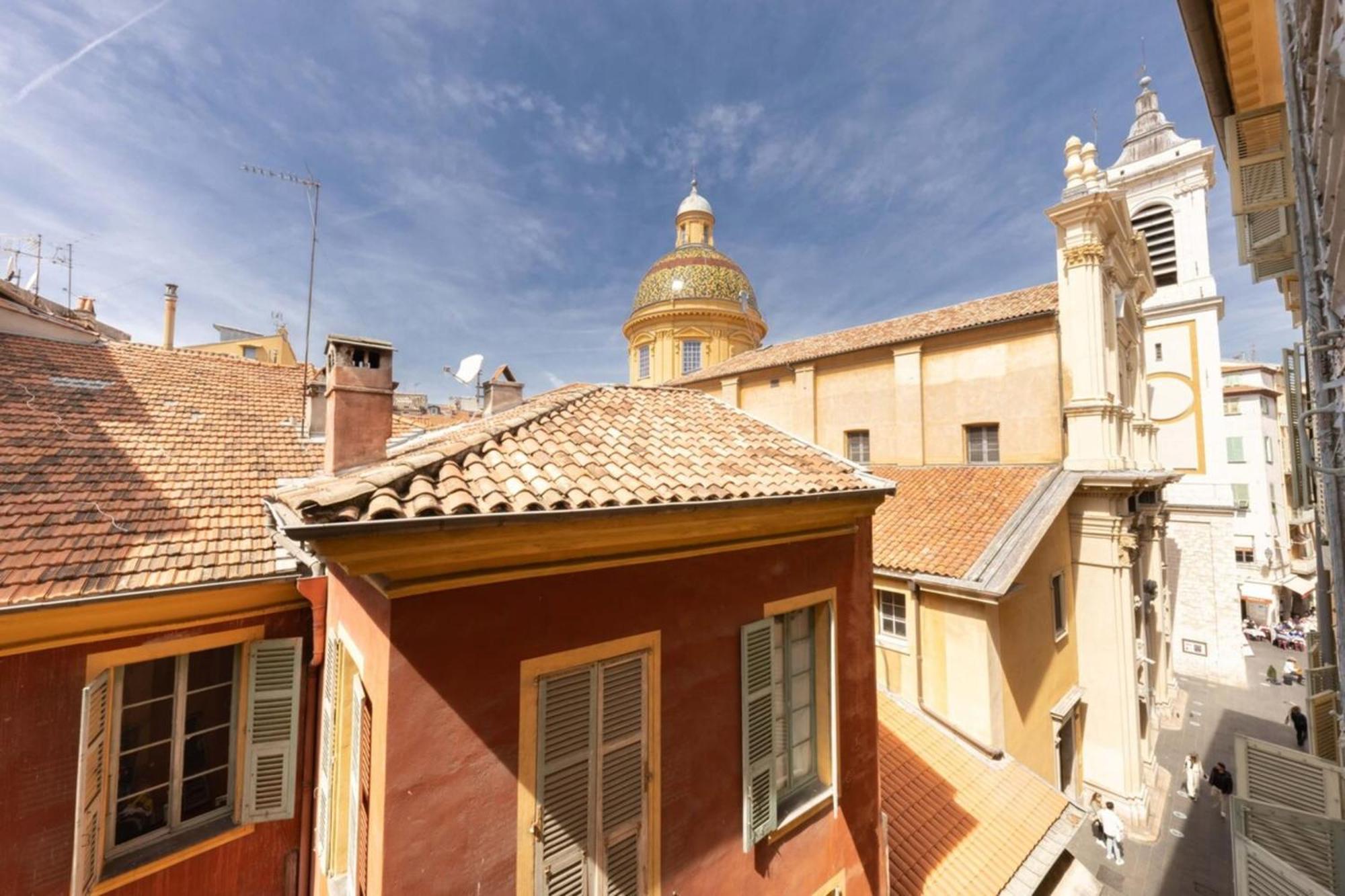 Bel appartement au cœur du vieux Nice Extérieur photo